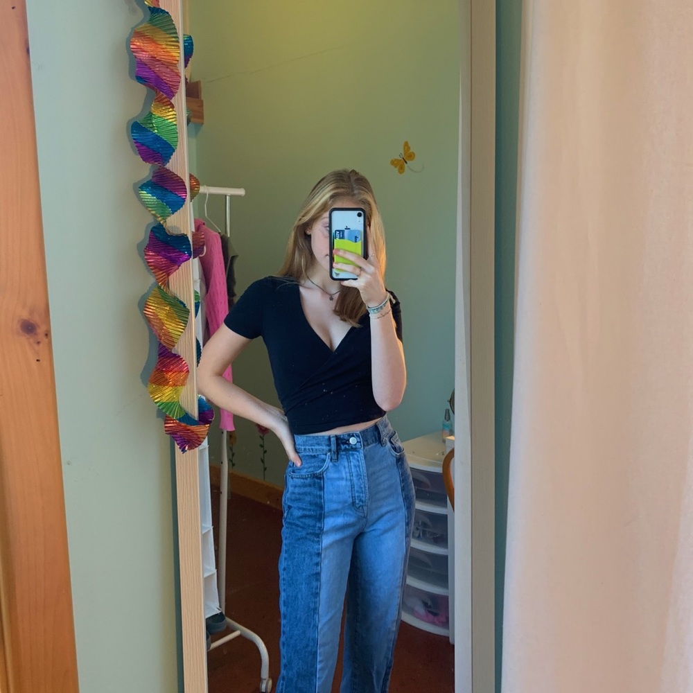 black brandy melville rae wrap top